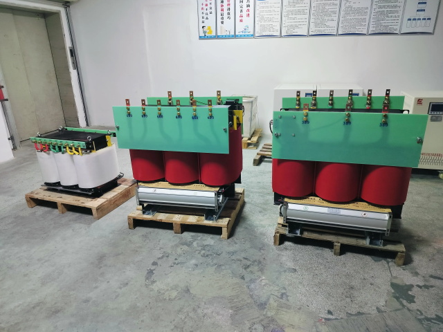 阿克陶KS11-1000KVA矿用变压器